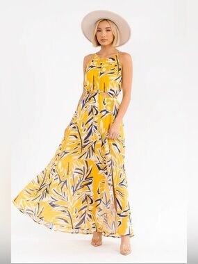 Yellow Tropical Print Halter Maxi Dress with Cutout Waist and Flowy Skirt